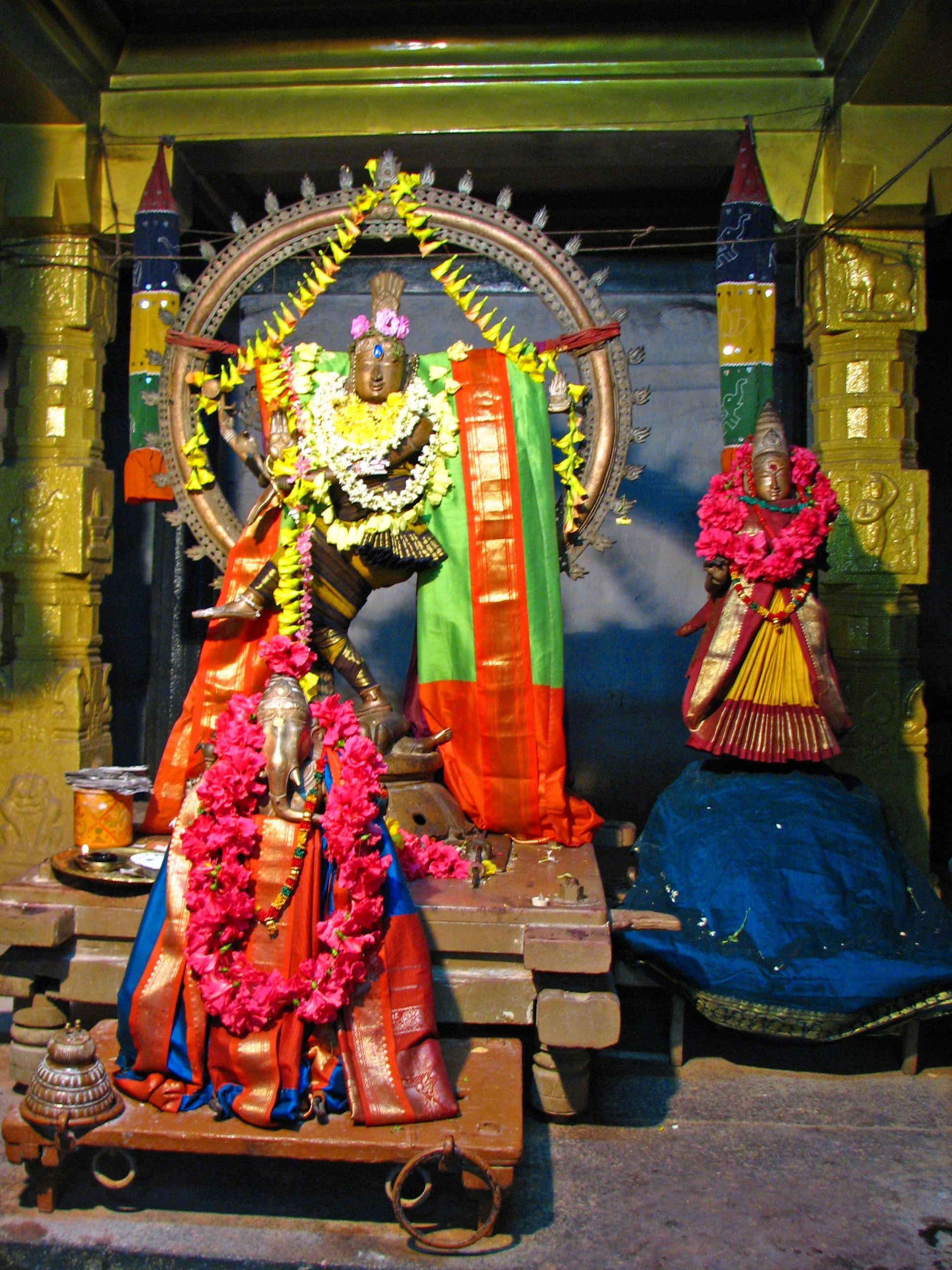 Ekambareswarar Temple Pooja
