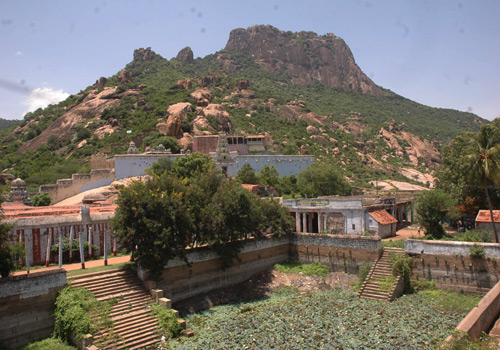 Kodunkundreesar Temple