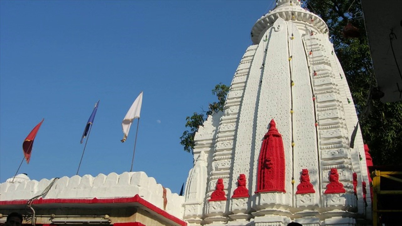 Girija Bandh Hanuman Temple